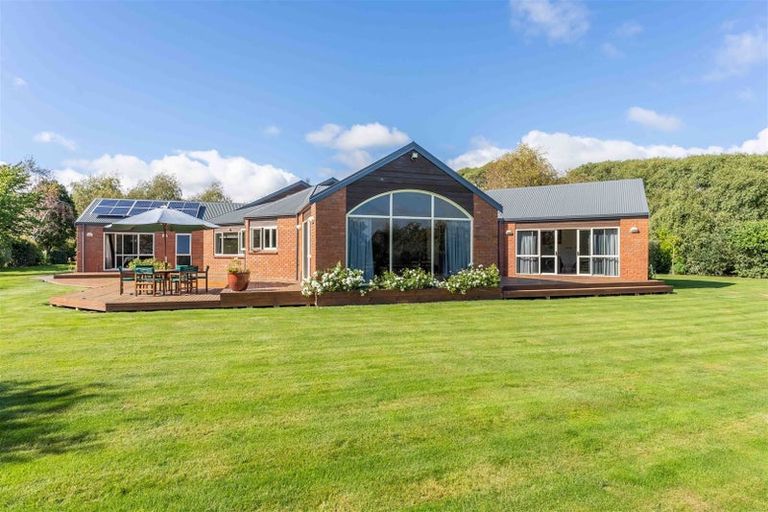 Photo of property in 62 School Road, Te Horo, Otaki, 5582