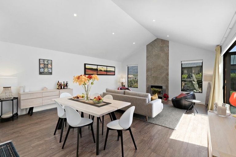 Photo of property in 30 Mckellar Drive, Jacks Point, Queenstown, 9371