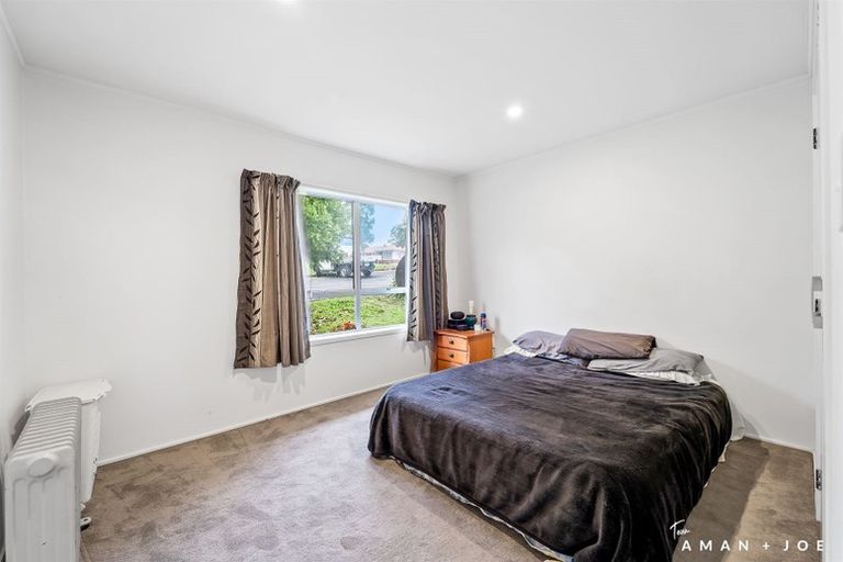 Photo of property in 2/71 Bentley Avenue, Glenfield, Auckland, 0629