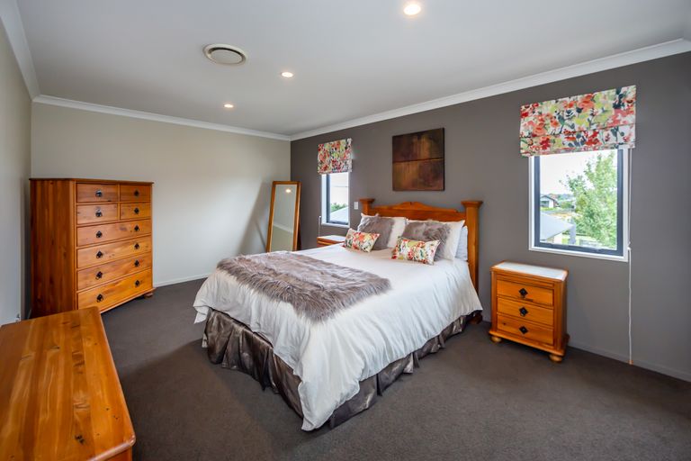 Photo of property in 27 Highpeak Place, Wigram, Christchurch, 8025