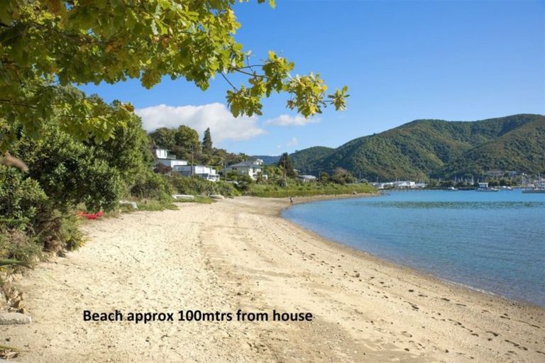 Photo of property in 4 Finlay Grove, Waikawa, Picton, 7220