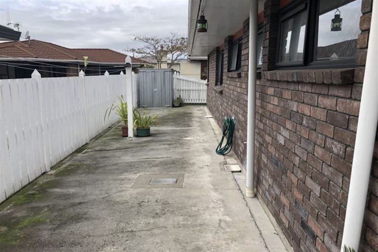 Photo of property in 15 Cook Street, Foxton, 4814