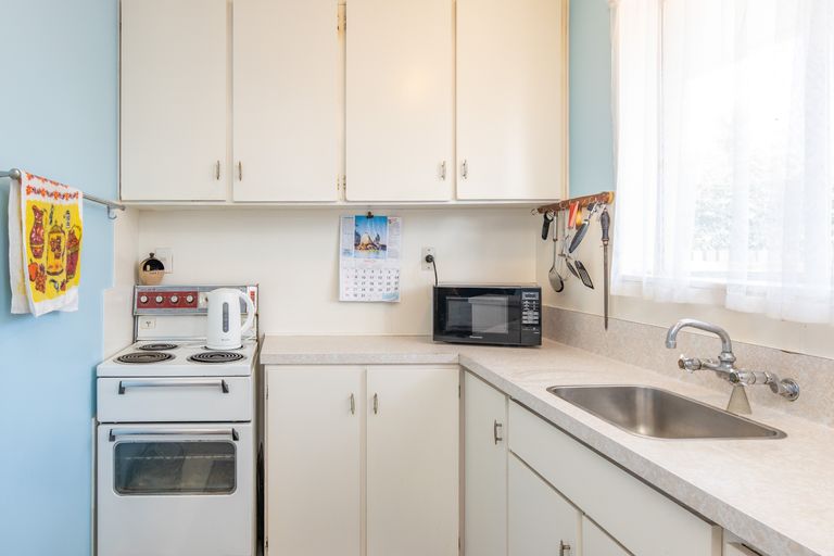 Photo of property in 2/7 Peters Lane, Spreydon, Christchurch, 8024