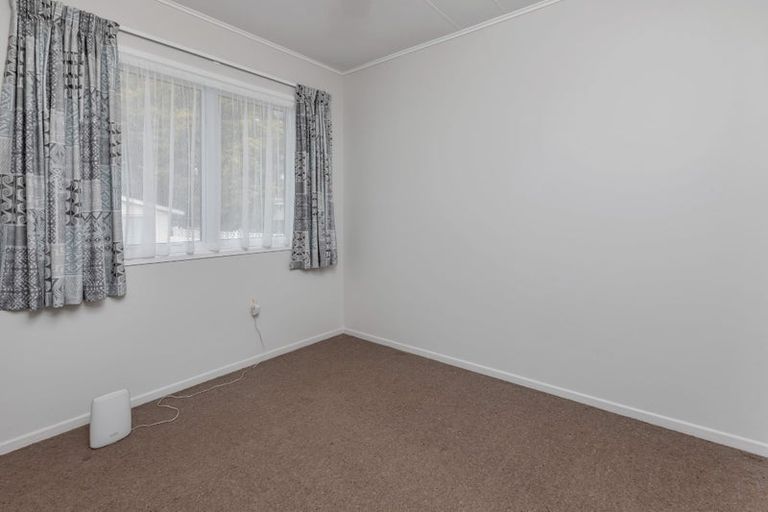 Photo of property in 21 Camellia Avenue, Ruakaka, 0116