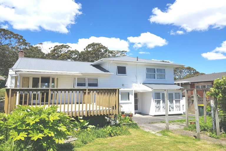 Photo of property in 228 Forrest Hill Road, Forrest Hill, Auckland, 0620