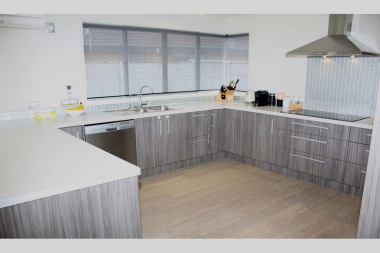 Photo of property in 17 Conifer Grove, Te Kamo, Whangarei, 0112