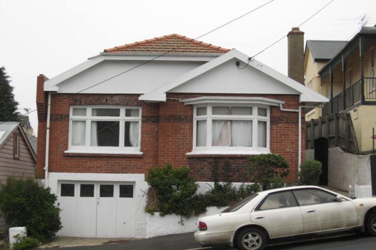 Photo of property in 135 Dundas Street, North Dunedin, Dunedin, 9016