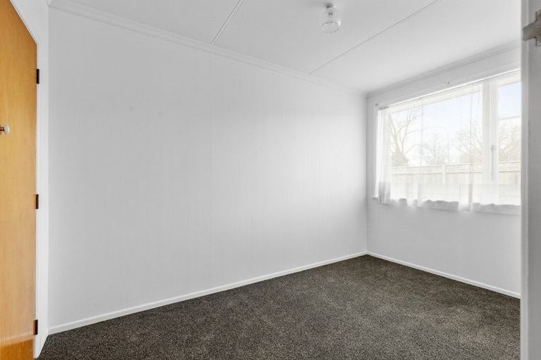Photo of property in 2/122 Victoria Avenue, Hokowhitu, Palmerston North, 4410