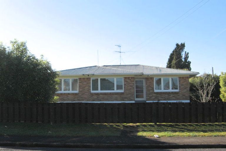 Photo of property in 10 George Street, Papakura, 2110