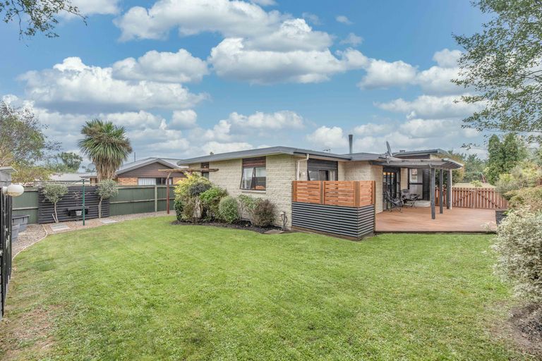 Photo of property in 40 Kowhai Avenue, Rangiora, 7400