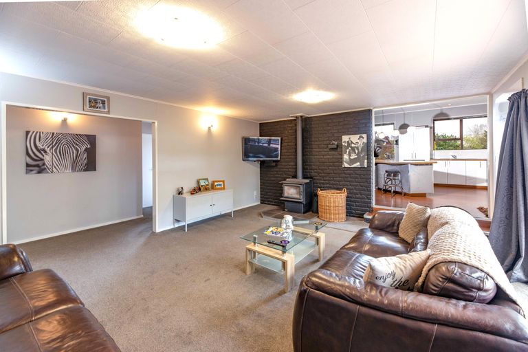 Photo of property in 40 Kowhai Avenue, Rangiora, 7400