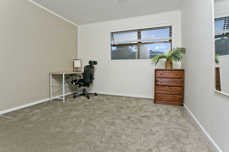 Photo of property in 68 Salamanca Road, Sunnynook, Auckland, 0620