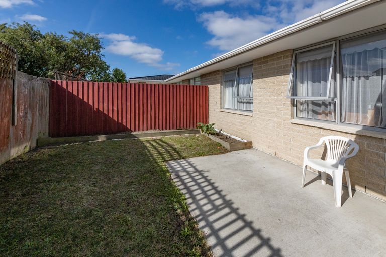 Photo of property in 2/7 Peters Lane, Spreydon, Christchurch, 8024