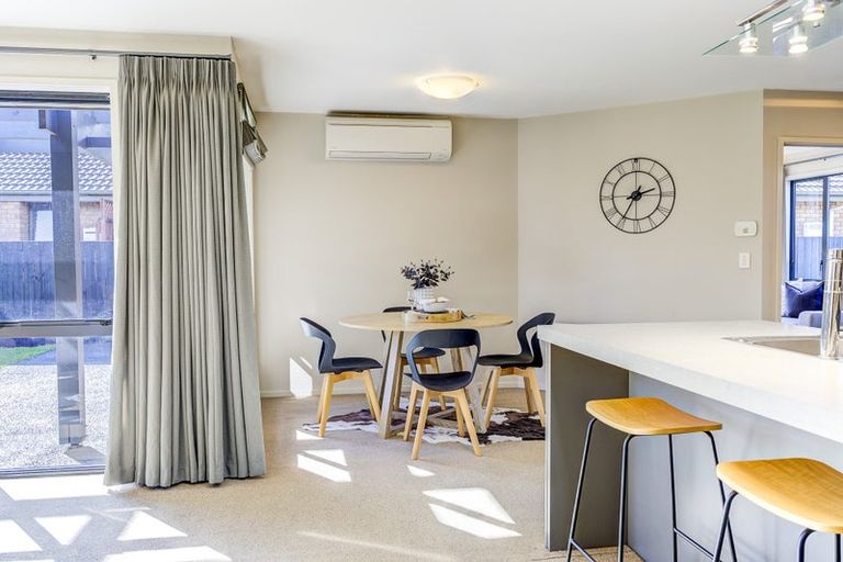 Photo of property in 12 Wiltshire Drive, Huntington, Hamilton, 3210