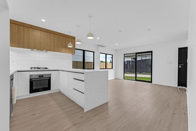 Photo of property in 7b Surrey Street, Manurewa, Auckland, 2102