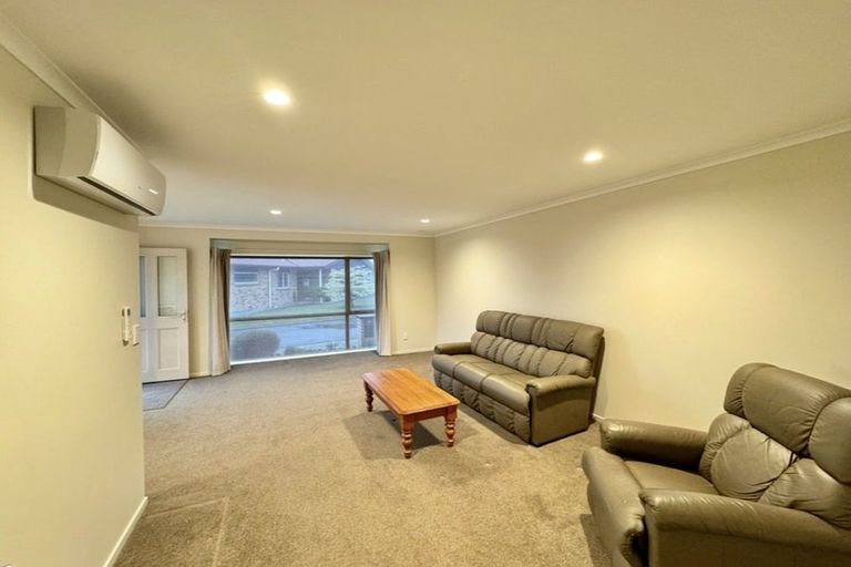 Photo of property in Rangeview Villas, 54/9 Fuller Close, Levin, 5510