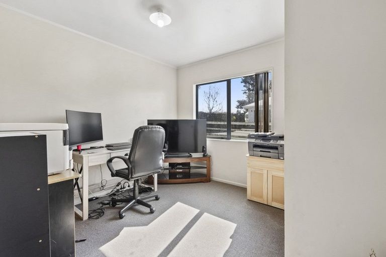 Photo of property in 518 Great South Road, Rosehill, Papakura, 2113