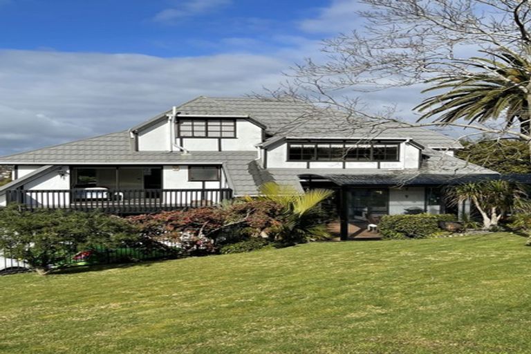 Photo of property in 5a Paparoa Road, Cockle Bay, Auckland, 2014