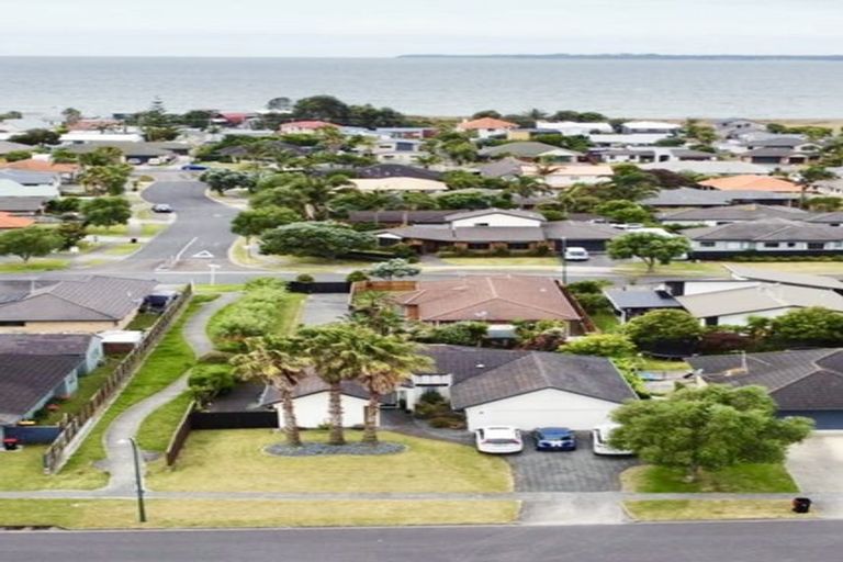 Photo of property in 45 Calypso Drive, Papamoa Beach, Papamoa, 3118