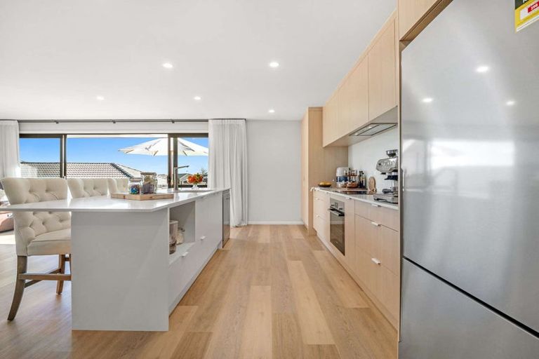 Photo of property in 8 Evan Tasman Lane, Waiuku, 2123