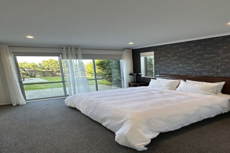 Photo of property in 72 Manuel Road, Silverdale, 0932