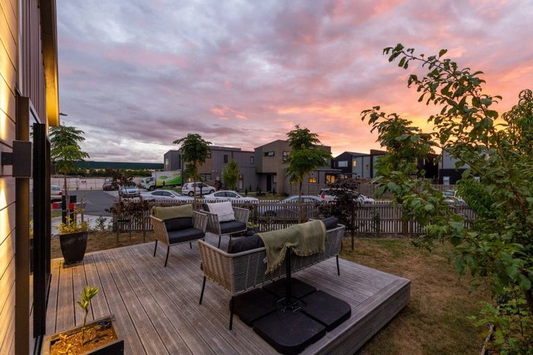 Photo of property in 56 Jacks Landing Drive, Hamilton Lake, Hamilton, 3204