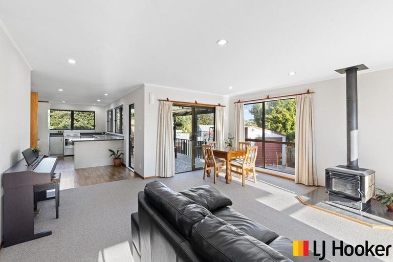 Photo of property in 3 Campbell Street, Waiuku, 2123
