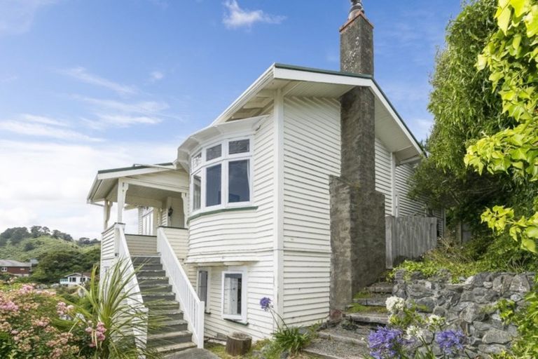 Photo of property in 134 Totara Road, Miramar, Wellington, 6022