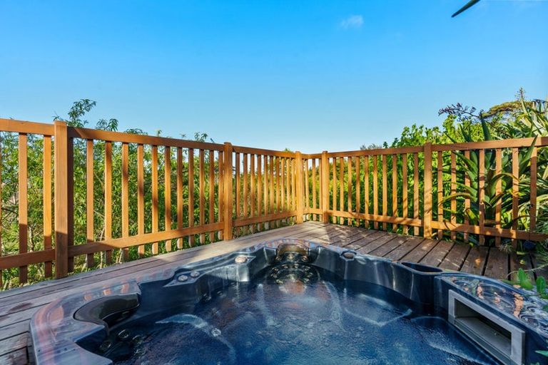 Photo of property in 516 Fordyce Road, South Head, Helensville, 0874