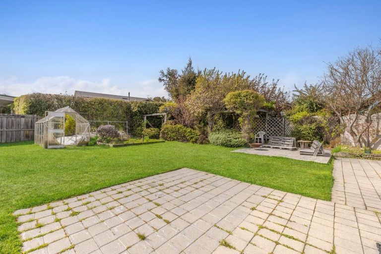 Photo of property in 229 Beacon Point Road, Wanaka, 9305