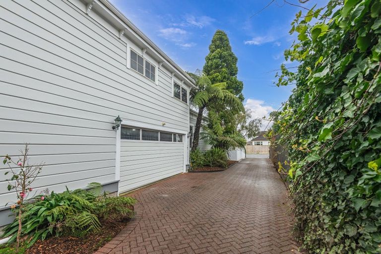 Photo of property in 6 Summerhays Street, Terrace End, Palmerston North, 4410