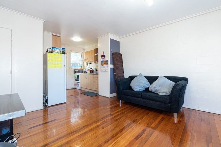 Photo of property in 5/119 Seabrook Avenue, New Lynn, Auckland, 0600