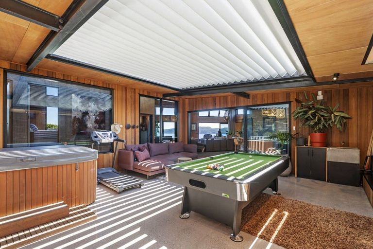 Photo of property in 35 Peregrine Place, Kinloch, Taupo, 3377