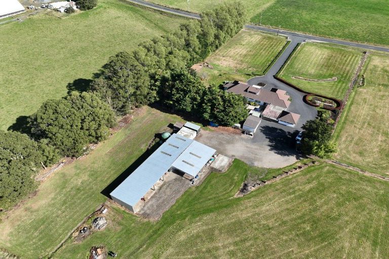 Photo of property in 651 Centre Road, Momona, Outram, 9073