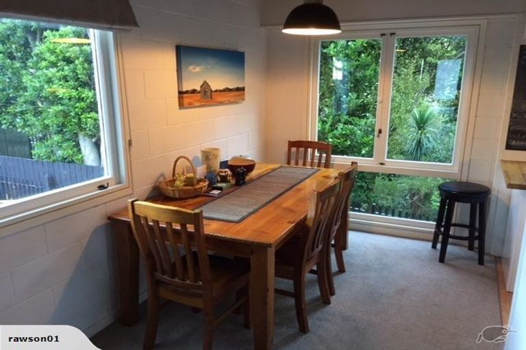 Photo of property in 12/10 Pitarua Street, Thorndon, Wellington, 6011