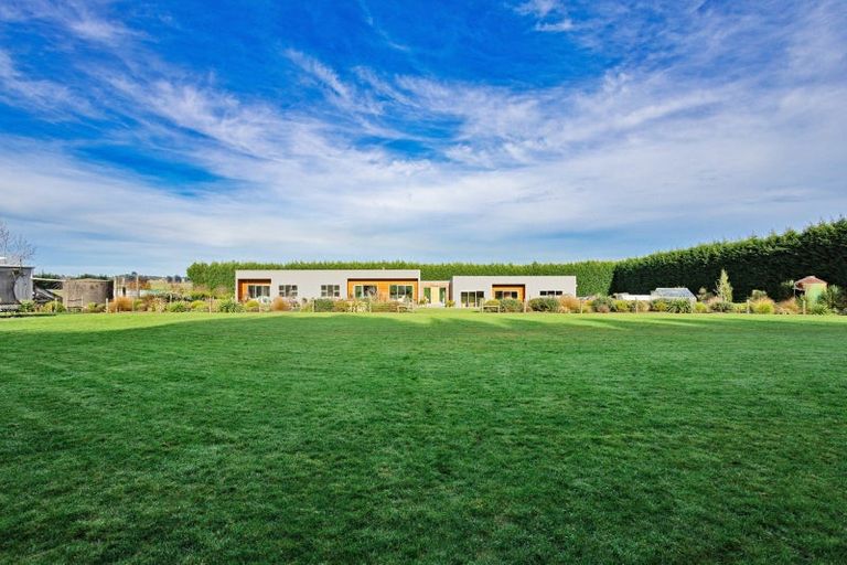 Photo of property in 124 Fairweather Road, Mill Road, Invercargill, 9872