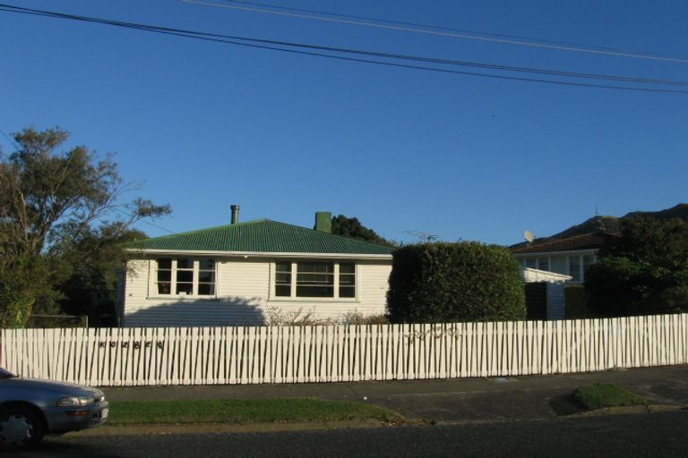 Photo of property in 21 Hukatai Street, Elsdon, Porirua, 5022