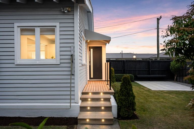 Photo of property in 34 Poulton Avenue, Richmond, Christchurch, 8013