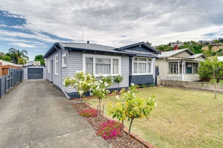 Photo of property in 6 Georges Drive, Napier South, Napier, 4110