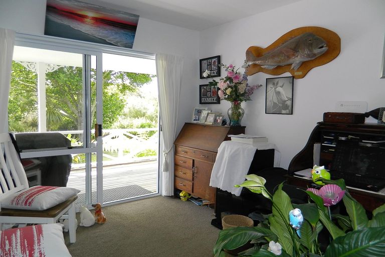 Photo of property in 71e Pa Road, Kerikeri, 0230