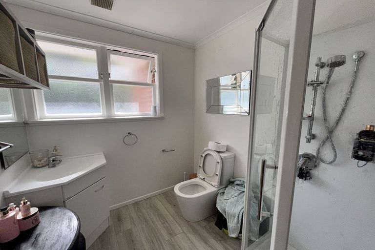 Photo of property in 2/384 Fergusson Drive, Heretaunga, Upper Hutt, 5018