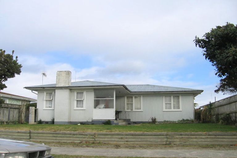 Photo of property in 15 Norwich Crescent, Tamatea, Napier, 4112