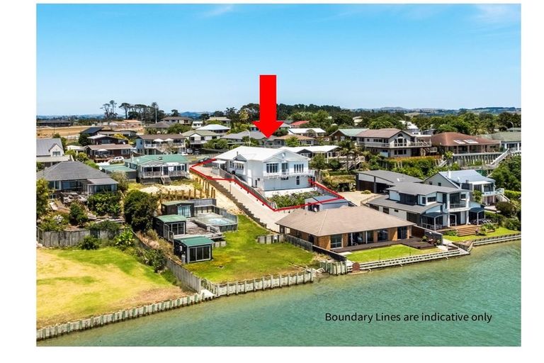 Photo of property in 30 Crispe Road, Clarks Beach, 2122