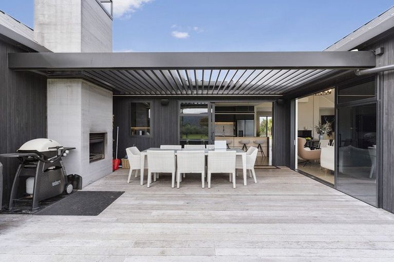 Photo of property in 5 Rossbern Lane, Clevedon, Papakura, 2585