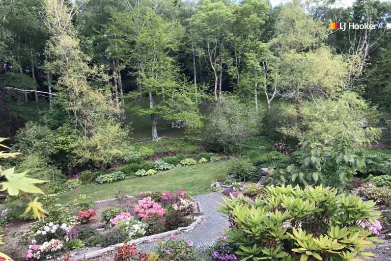 Photo of property in 5 Three Mile Hill Road, Halfway Bush, Dunedin, 9010