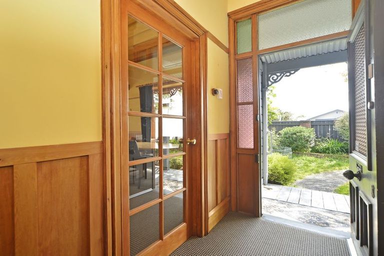 Photo of property in 294 Grey Street, Palmerston North, 4414