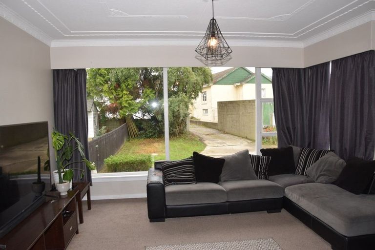 Photo of property in 11 Herriot Street, Richmond, Invercargill, 9810