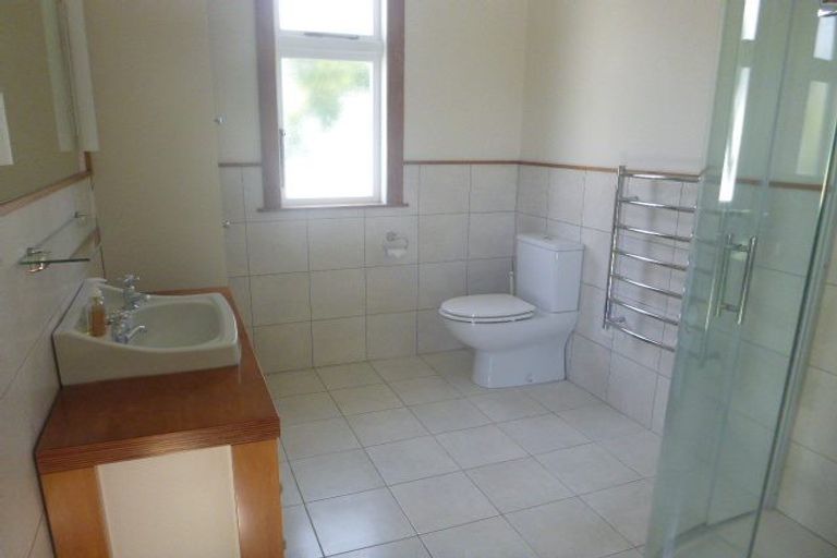 Photo of property in 14 Cressy Street, Waterloo, Lower Hutt, 5011