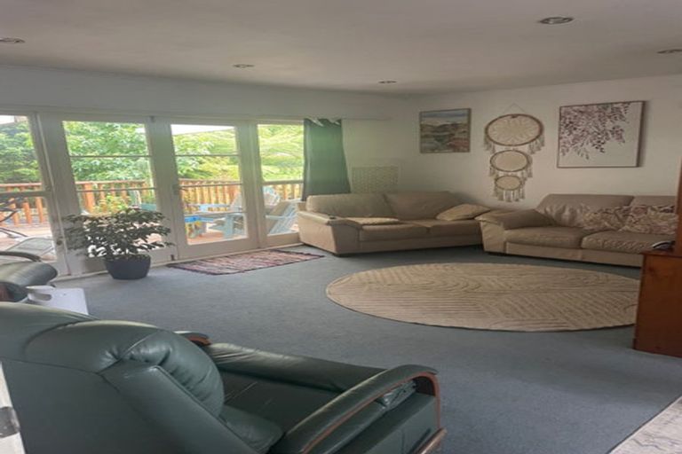 Photo of property in 2 Paewai Road, Glen Eden, Auckland, 0602