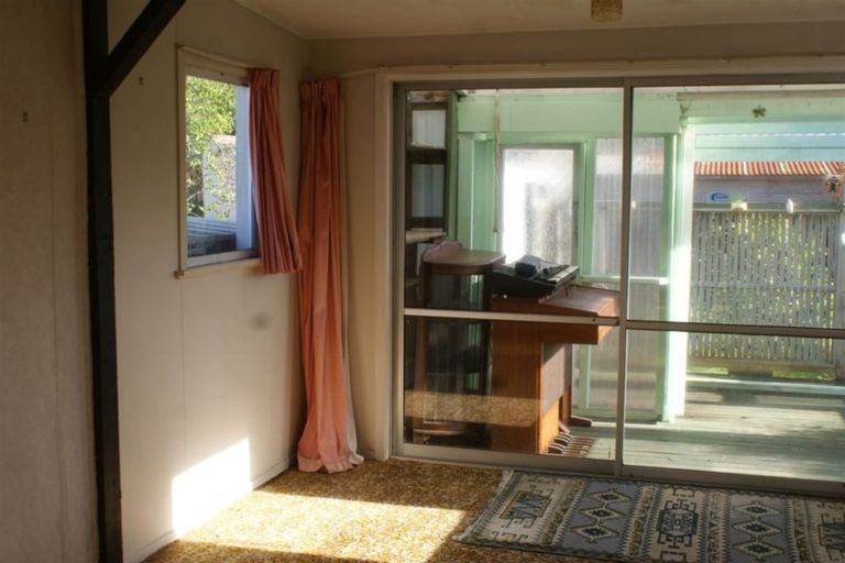 Photo of property in 41 Ngaio Street, Otaki Beach, Otaki, 5512